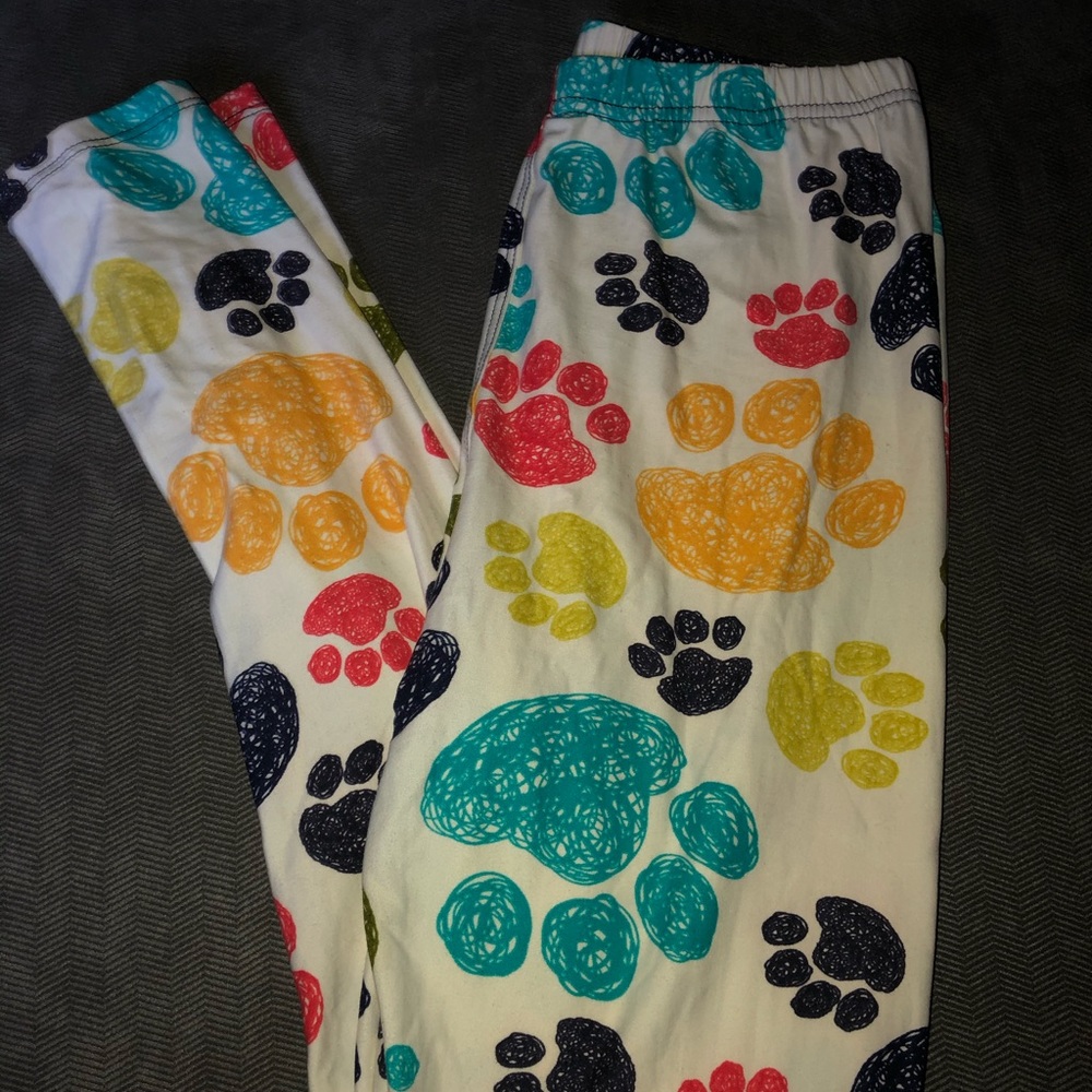 Buttersoft legging + free yoga style legging